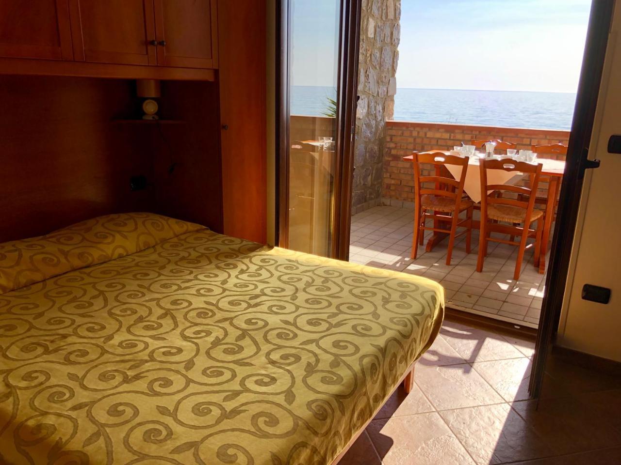 Residence Le Palme - Appartamenti Sul Mare - Spiaggia Tra Palinuro E Caprioli ピショッタ エクステリア 写真
